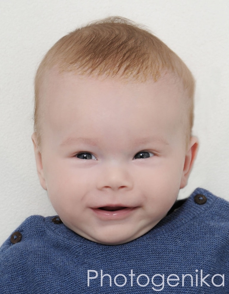 Baby passport photo biometric