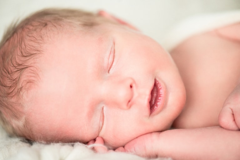 Neugeborenenfotoshooting Muenchen